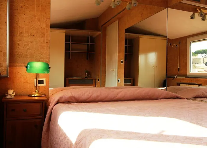 Candia 3* Roma