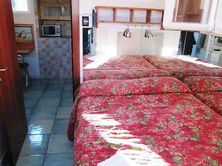 Apart Otel Candia 3*